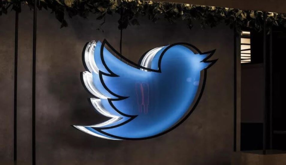 Twitter-Survey-Asks-Users-About-Paid-Subscription-and-Other-Features Twitter Survey Asks Users About Paid Subscription and Other Features